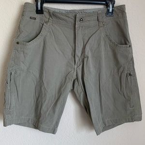 Hybrid Cargo Shorts